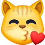 Csókolózó macska arca csukott szemmel