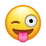 突き出た舌とまばたきの目をした顔