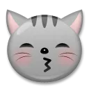 Csókolózó macska arca csukott szemmel